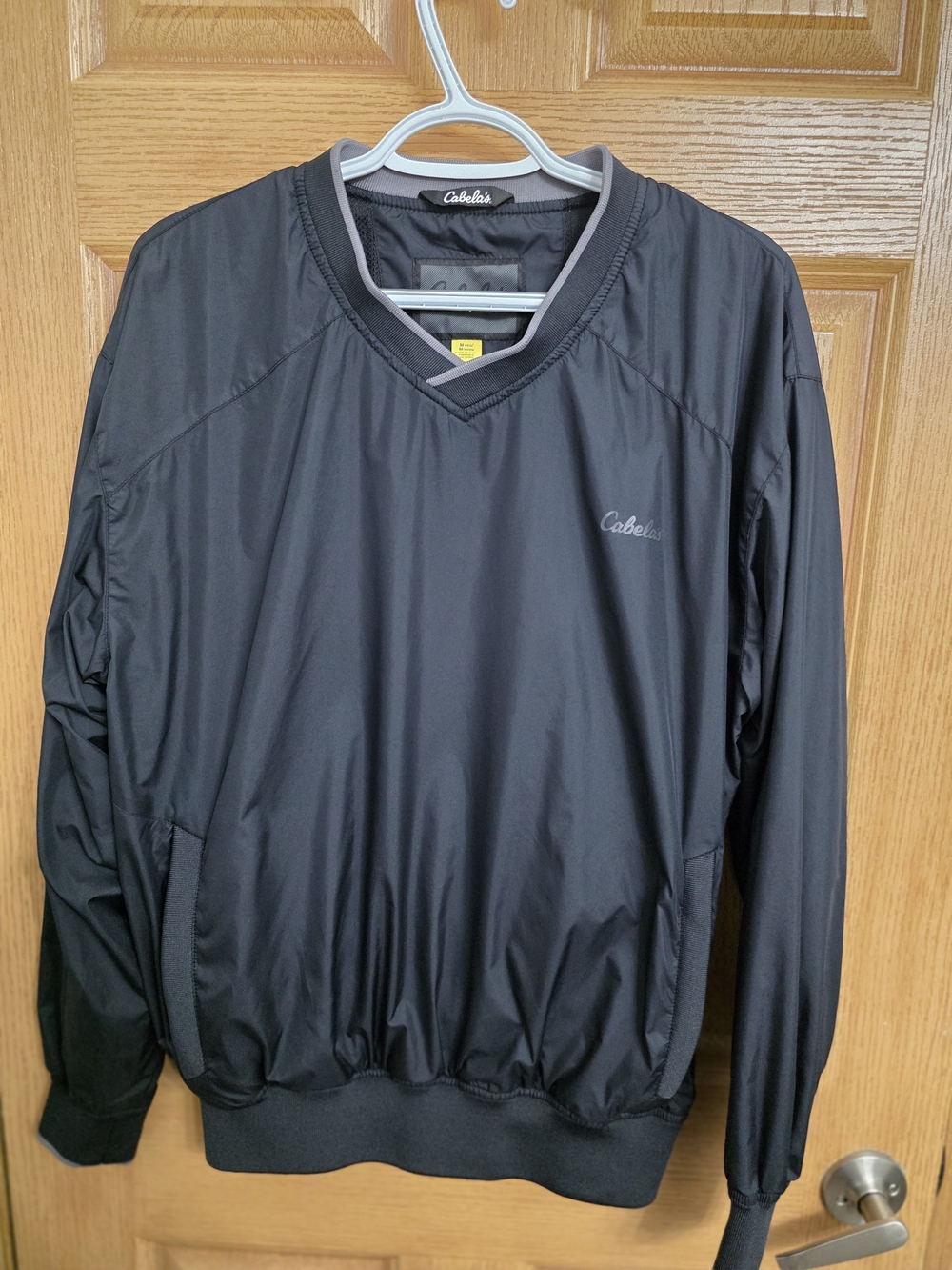 Cabela's Black V-Neck Pullover Windbreaker